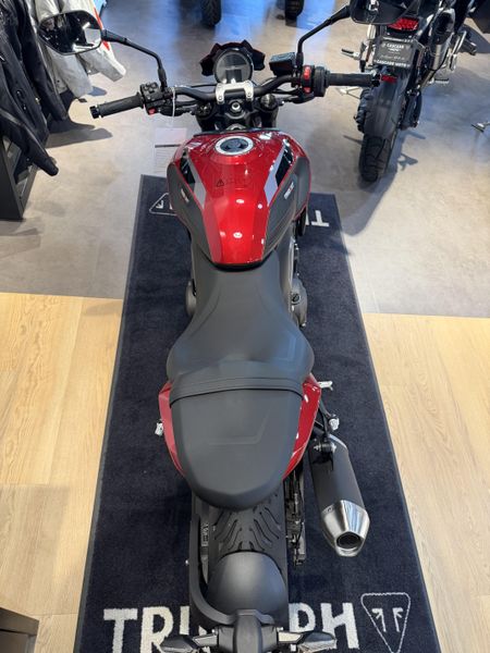 2026 Triumph Trident 800