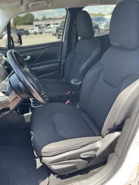 Used 2020 Jeep Renegade AltitudeImage 12