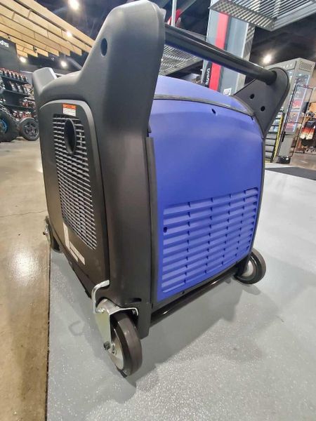 2023 Yamaha EF45ISEZ  in a TEAM YAMAHA BLUE exterior color. Del Amo Motorsports of Orange County (949) 416-2102 delamomotorsports.com 