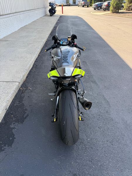 2016 Yamaha YZF-R1Image 4