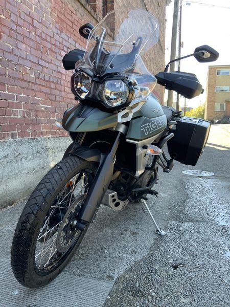 2018 Triumph TIGER 800 XCX