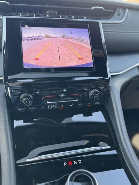 2025 Jeep Grand Cherokee Altitude X 4x2Image 12