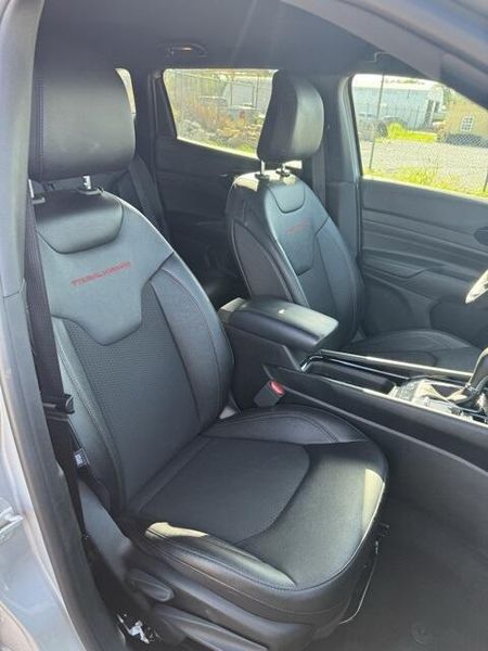 Used 2024 Jeep Compass TrailhawkImage 13