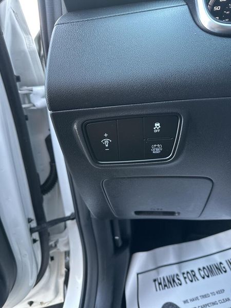2022 Hyundai Tucson Hybrid BlueImage 19