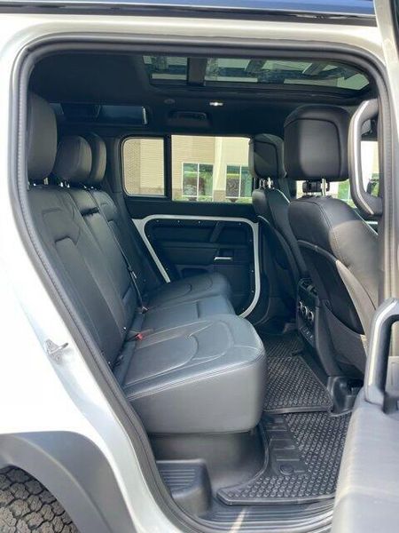 2025 Land Rover Defender S