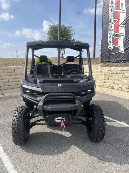 New 2026 Can-Am DEFENDER XT HD11 Image 2