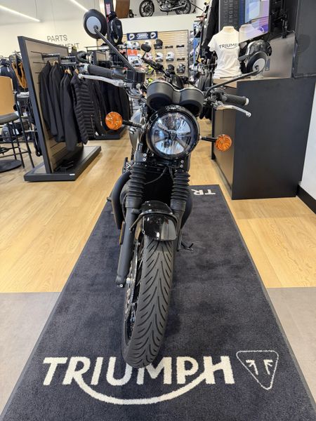 2026 Triumph Bonneville T120 Black