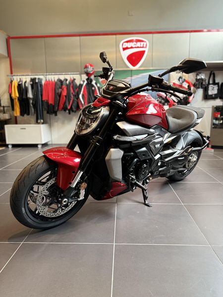 New 2026 Ducati XDIAVEL V4 