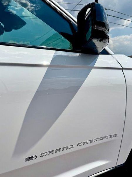 New 2026 Jeep Grand Cherokee 85th Anniversary Edition 4x4Image 20