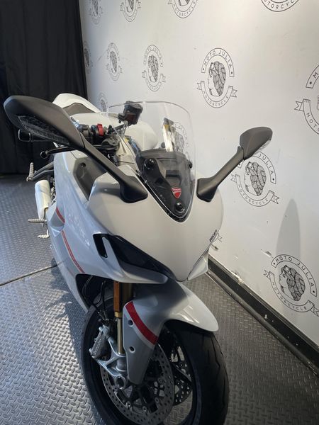 2024 Ducati SUPERSPORT S