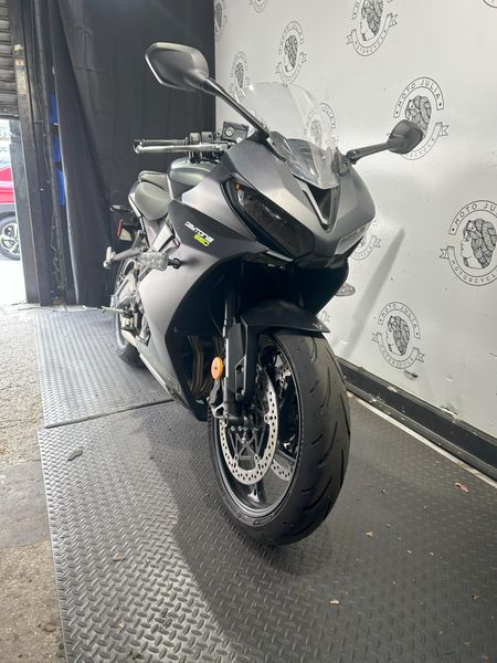 2025 Triumph DAYTONA 660