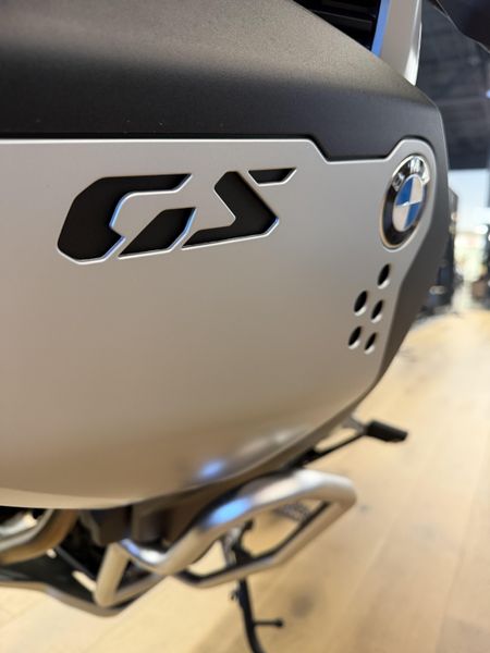 New 2025 BMW F 900 GS Adventure 