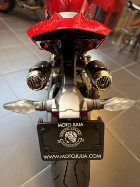 New 2026 Ducati STREETFIGHTER V2S 