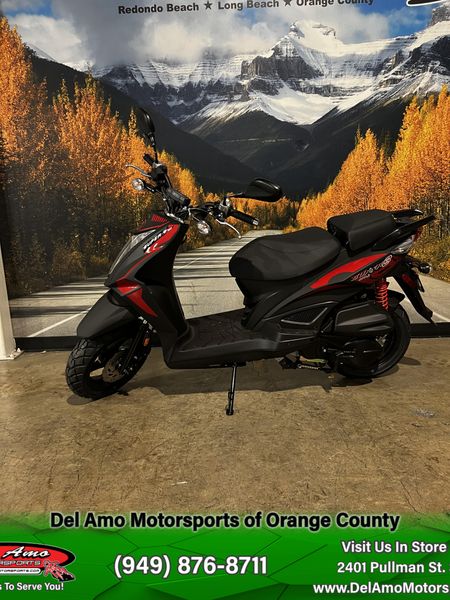 2023 KYMCO SUPER 8 150XImage 3