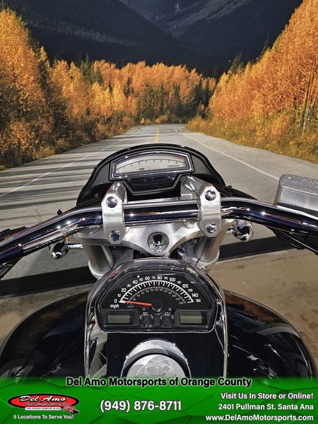 New 2025 Suzuki BOULEVARD M109R Image 6