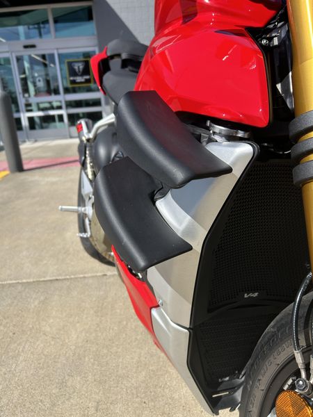 Used 2022 Ducati Streetfighter V4S 