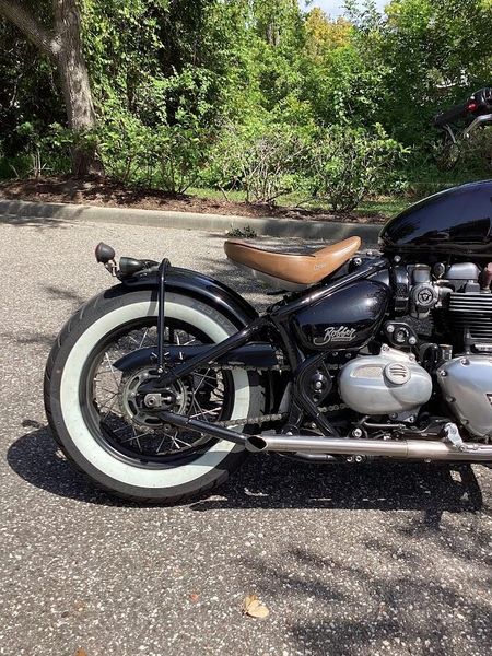 2018 Triumph Bonneville Bobber Base 