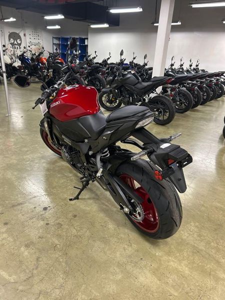 New 2026 Suzuki GSX S1000 Image 5