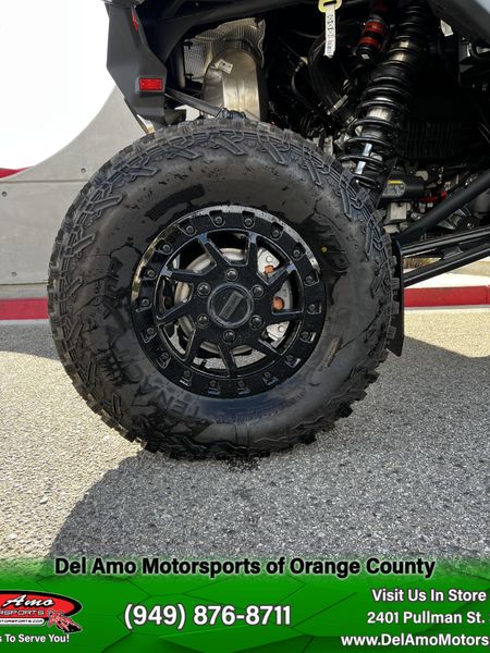 2025 Can-Am MAVERICK R MAX X RS WITH SMART-SHOX 999T DCTImage 8