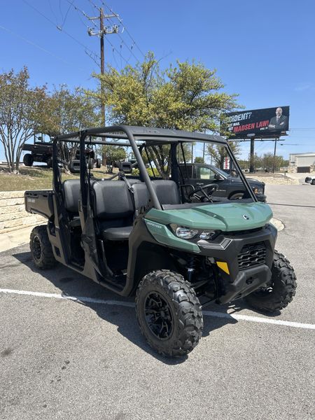 New 2026 Can-Am DEFENDER MAX DPS HD7 Image 1