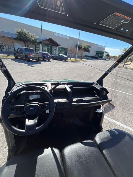 New 2026 Can-Am DEFENDER MAX HD7 Image 17