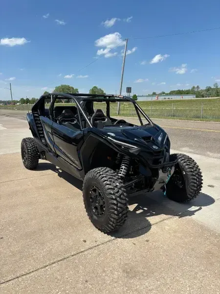 NEW 2026 CFMOTO ZFORCE Z10-4 Image 8