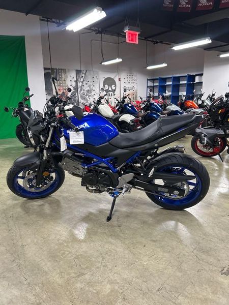 New 2026 Suzuki SV650 ABS Image 5
