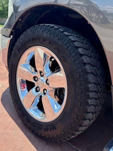 Used 2015 RAM 1500 Big HornImage 17