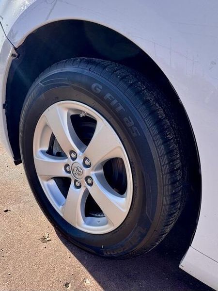 Used 2017 Toyota Sienna LImage 19