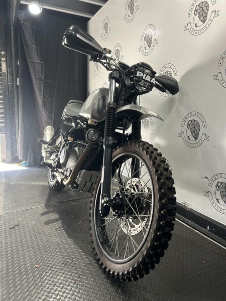 2021 Royal Enfield CUSTOM HIMALAYAN