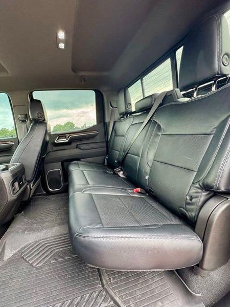 Used 2025 Chevrolet Silverado 1500 LTImage 12