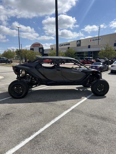 New 2026 Can-Am MAVERICK R X RS 999T DCT Image 8