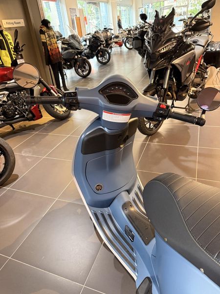 New 2026 Vespa PRIMAVERA 50 OFFICINA 