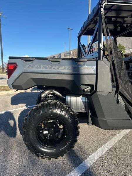 New 2026 Polaris RANGER CREW XP 1000 PREMIUM Image 9