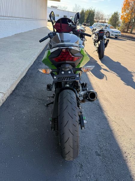 2021 Kawasaki Ninja 400Image 4