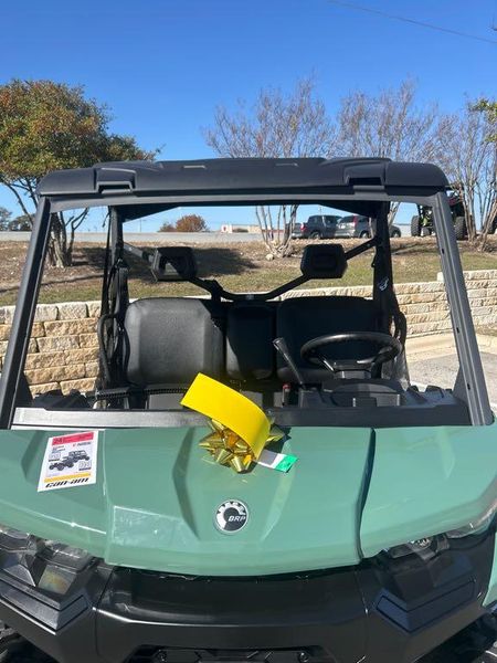New 2025 Can-Am DEFENDER DPS HD10 Image 15