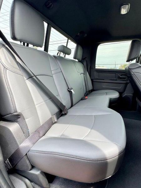 New 2027 RAM 3500 TradesmanImage 15