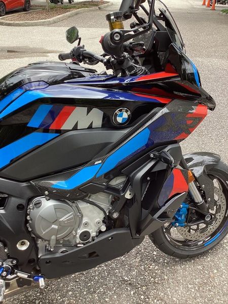 2025 BMW M 1000 XR 