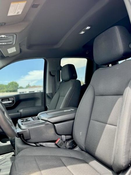 2020 Chevrolet Silverado 1500 CustomImage 10