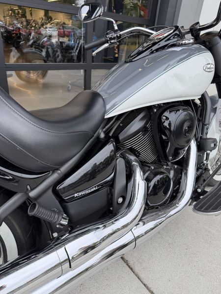 2024 Kawasaki Vulcan 900 Classic
