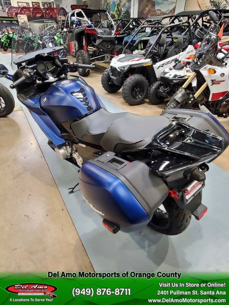 2019 Yamaha FJR13ESKL  in a BLUE exterior color. Del Amo Motorsports of Orange County (949) 416-2102 delamomotorsports.com 