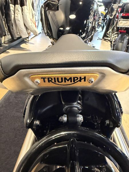 2026 Triumph Bonneville Bobber