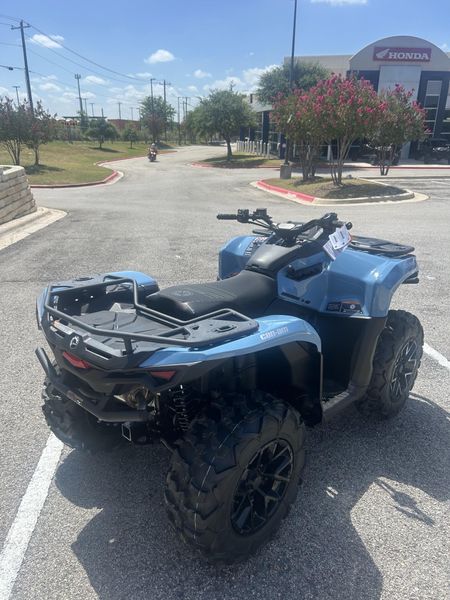 New 2026 Can-Am OUTLANDER XT 700 Image 7