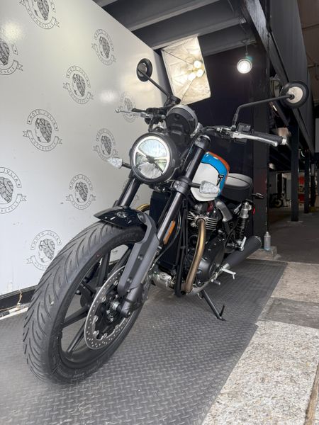 2025 Triumph SPEED TWIN 900 
