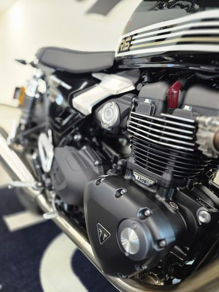 2025 Triumph SPEED TWIN 1200 RS 