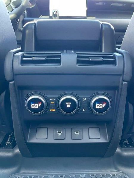 2025 Land Rover Defender S