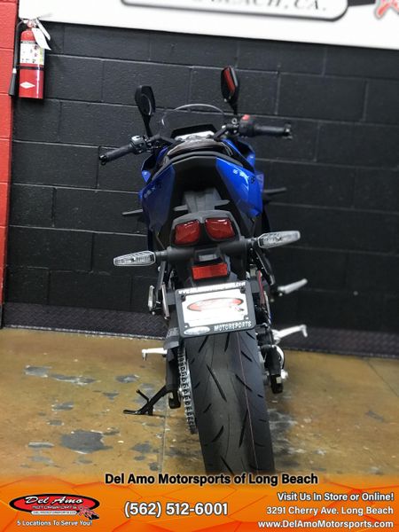 2025 Suzuki GSX-8R Image 15