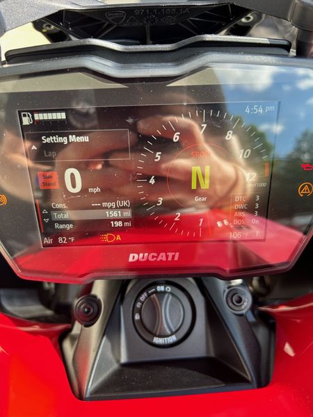 2024 Ducati Diavel V4Image 5