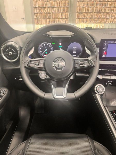 New 2024 Alfa Romeo Tonale Veloce EawdImage 16
