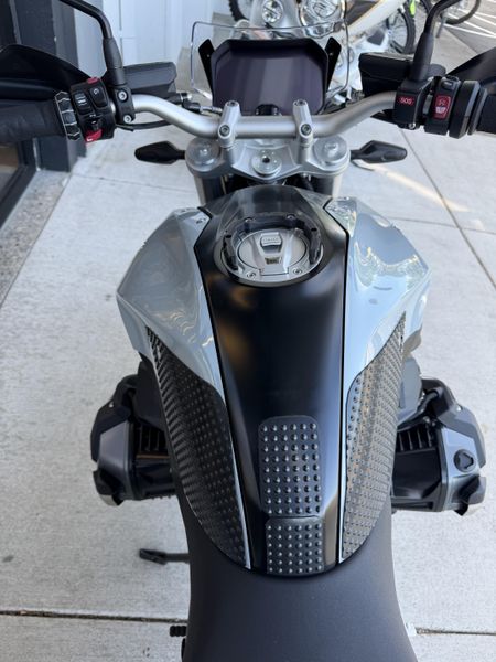2024 BMW R 1250 R - ICE GREY